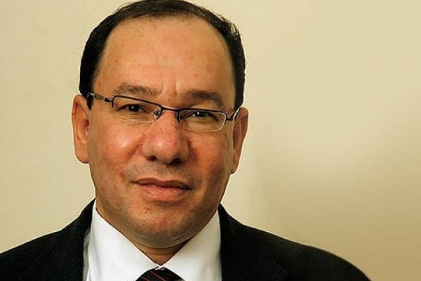 من مصر إلى تونس .. غرام الاستبداد بالفساد