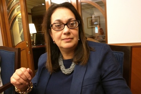 مها عزام تطالب بمحاكمة 
