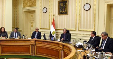 ارتباك في دائرة السيسي المقربة حول التعديل الوزاري المرتقب ..  