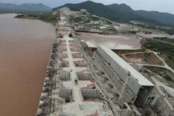 مصر تستغيث بأمريكا لوقف أبي احمد عن مخططه للشروع في الملء الثالث